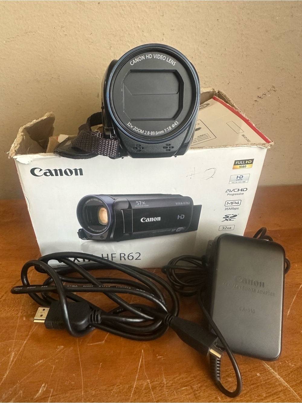 Canon Vixia HF R62 Full HD 3.2MP CMOS 32x Optical Zoom Video Handycam Camcorder